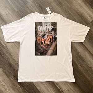 Alife Graphic Photo Tee White XL NWT